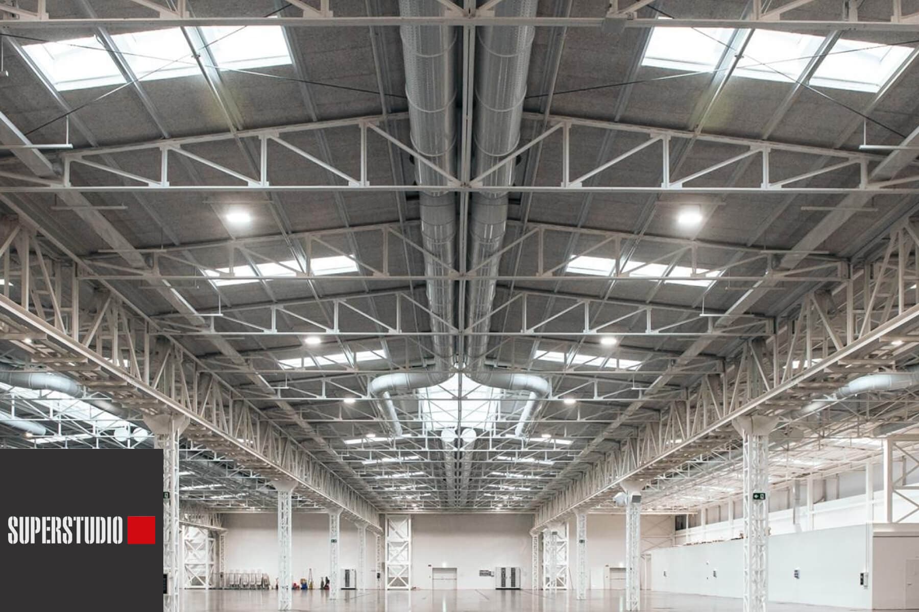 SUPERSTUDIO MAXI - Milano, Via Moncucco - Installazione